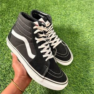 Vans Sk8-Hi Black White High Top Sneakers Men’s 9.5 Classic Skate Shoes